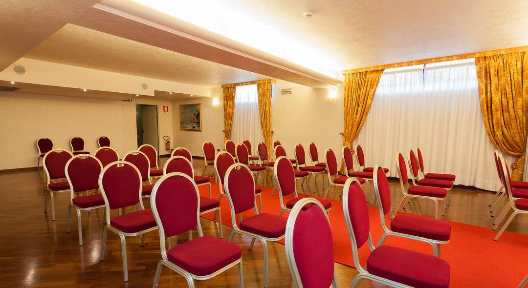 Hotel Savoy Palace Гардоне Ривьера Экстерьер фото