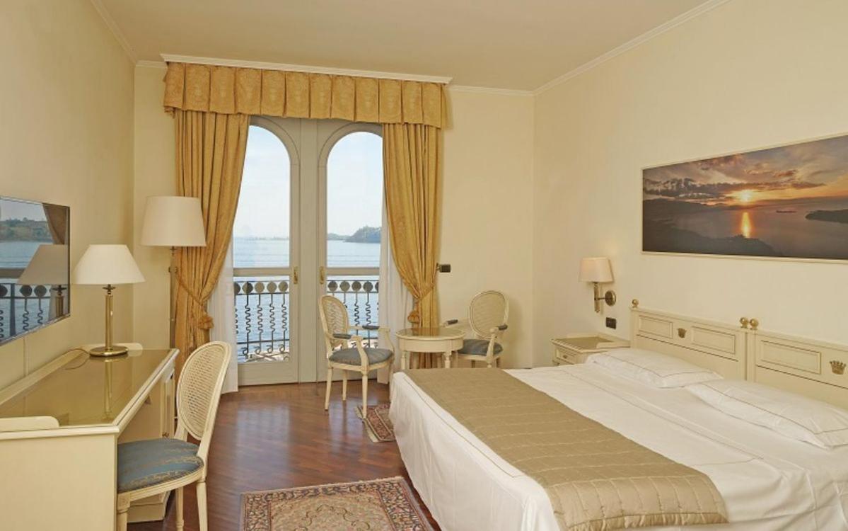 Hotel Savoy Palace Гардоне Ривьера Экстерьер фото