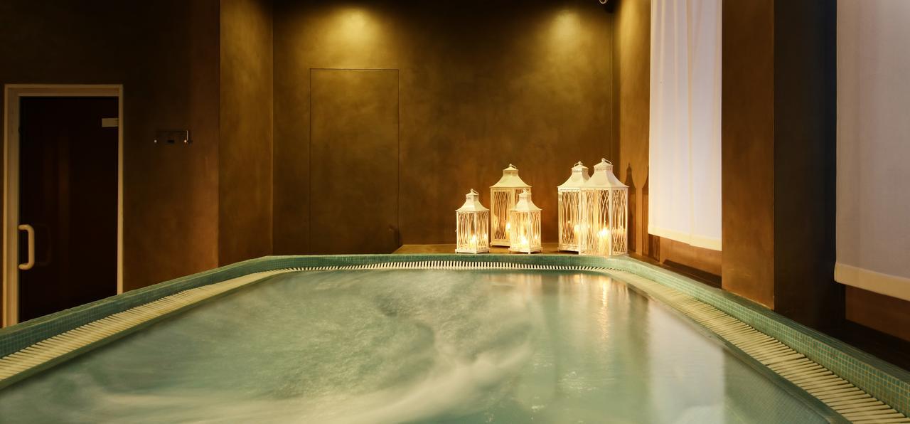 Hotel Savoy Palace Гардоне Ривьера Экстерьер фото